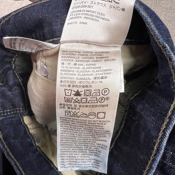 Levi's 511 Slim Fit Dark Wash Denim Jeans Modern Style Mens Size 32x30 - Picture 3 of 7